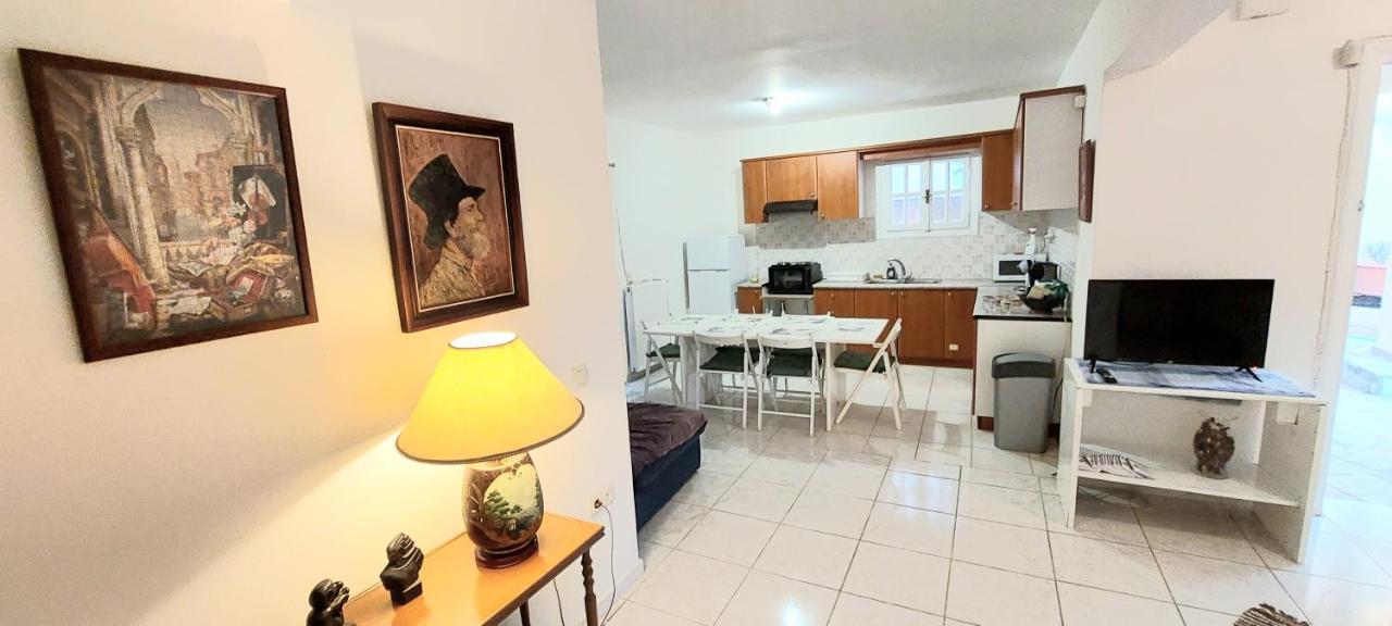 The Athenian Riviera Summer Nest Apartment Anavyssos Bagian luar foto